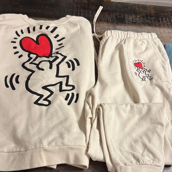 Keith Haring Cream Jumpsuit with Heart Design - Picture 3 of 3